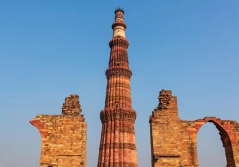 qutub-minar-minaret-highest-minaret-india-standing-73-m-tall-unesco-world-heritage-site